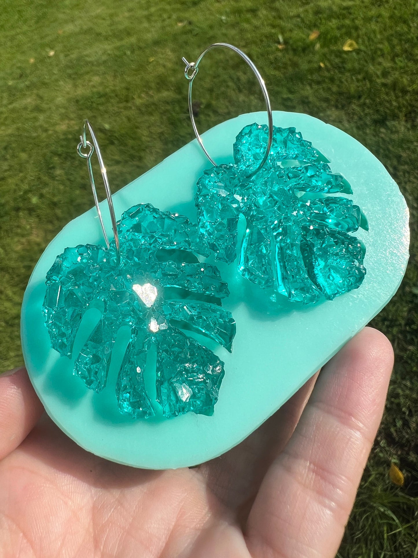 Crystal monstera earring mold- silicone mold / Resin leaf mold