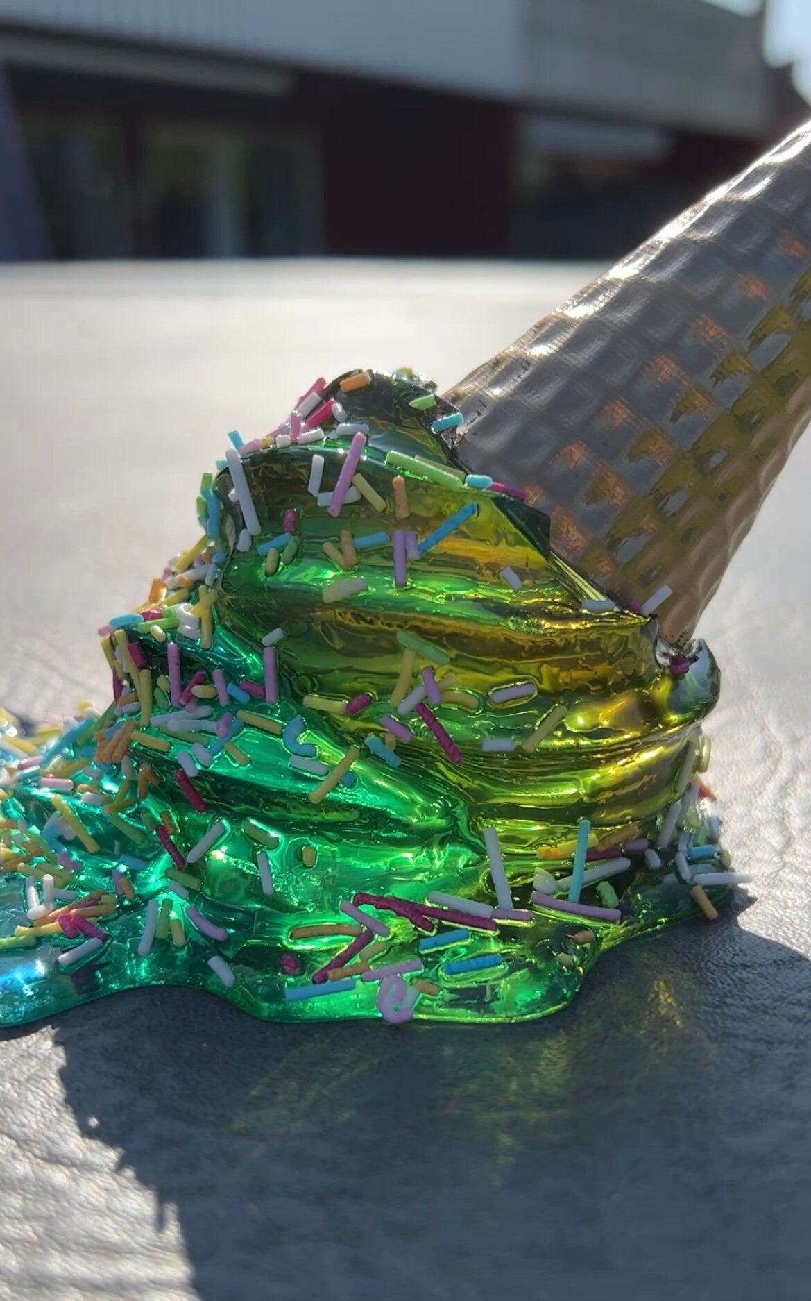 Smält glass-skulptur *POP ART*
