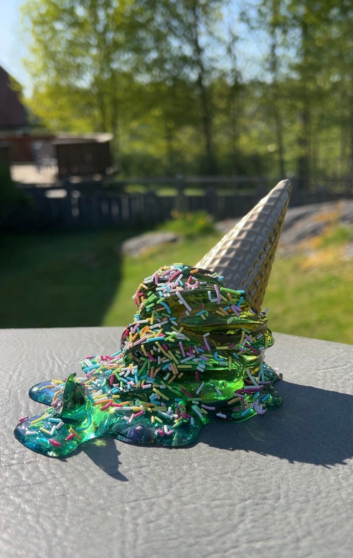 Smält glass-skulptur *POP ART*