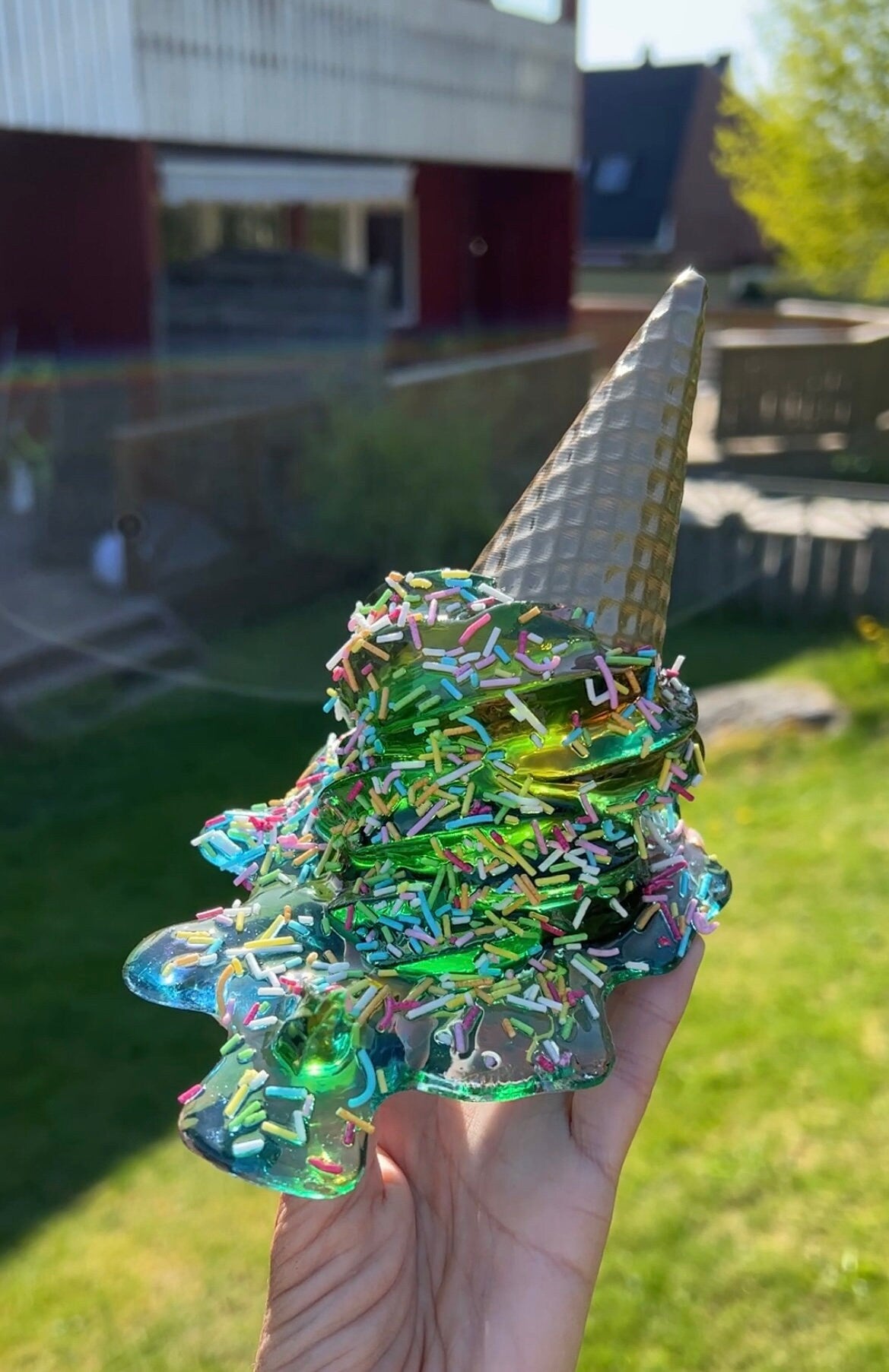 Smält glass-skulptur *POP ART*