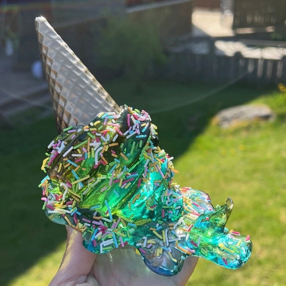 Smält glass-skulptur *POP ART*