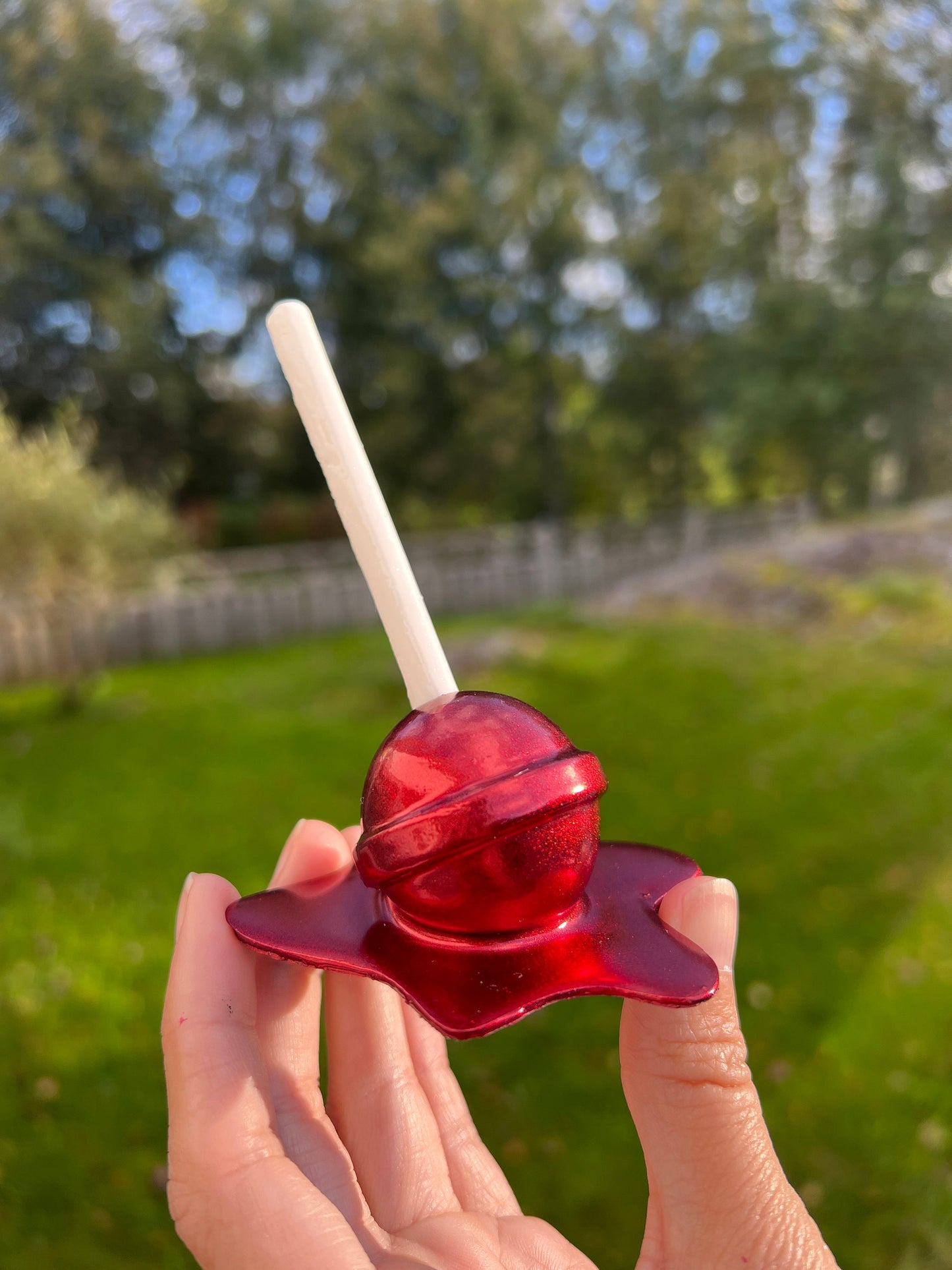 Melted Lollipop - metallic red