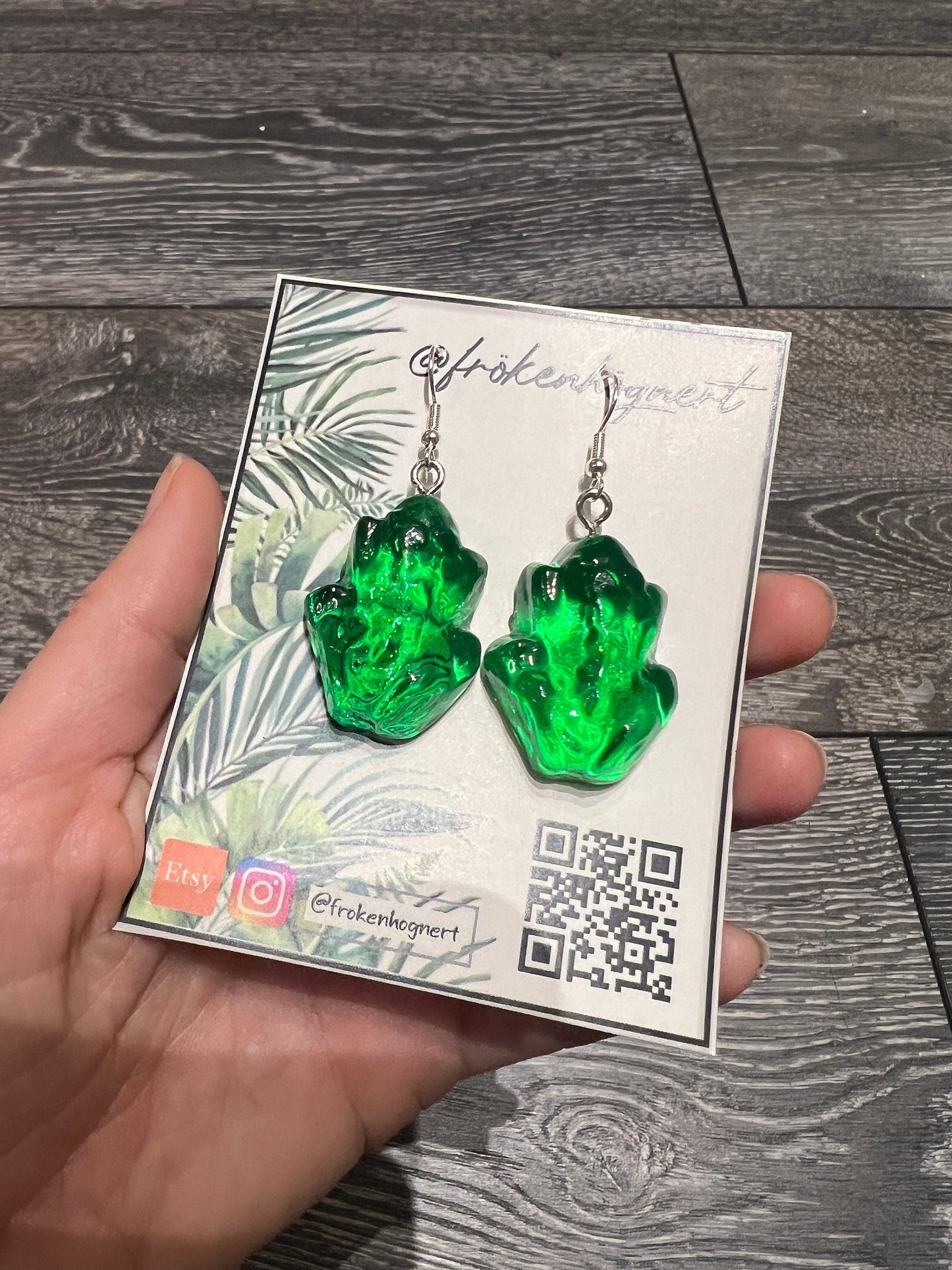 Candy frogs earrings / - Resin earrings