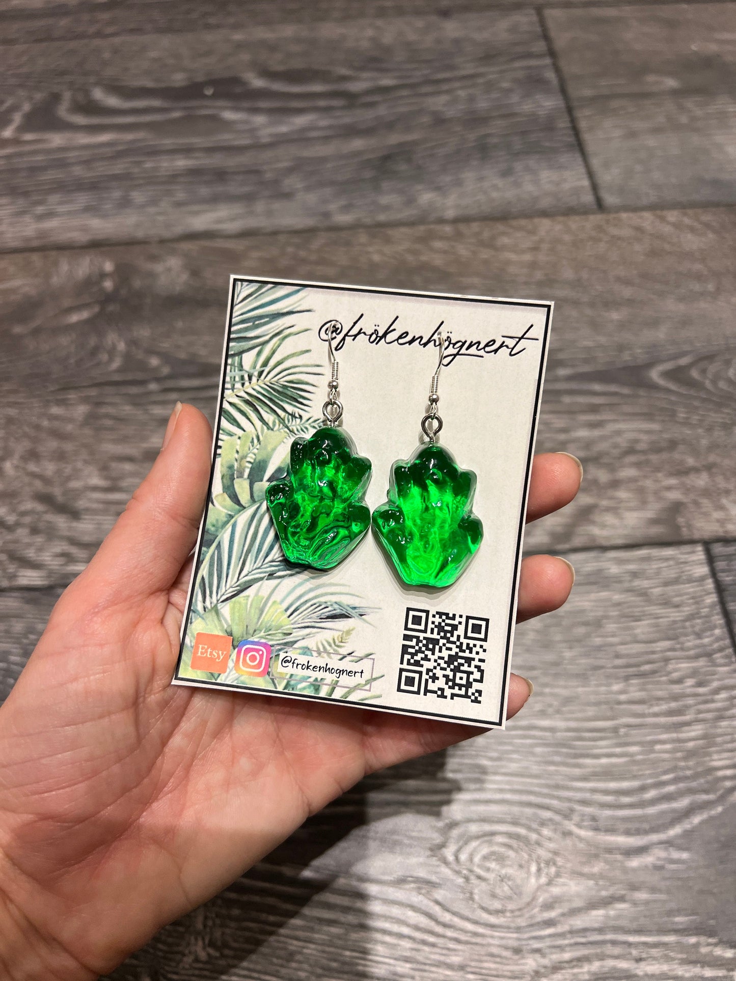 Candy frogs earrings / - Resin earrings