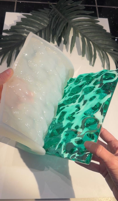 Vatten-inspirerad silikonform 20x20 cm