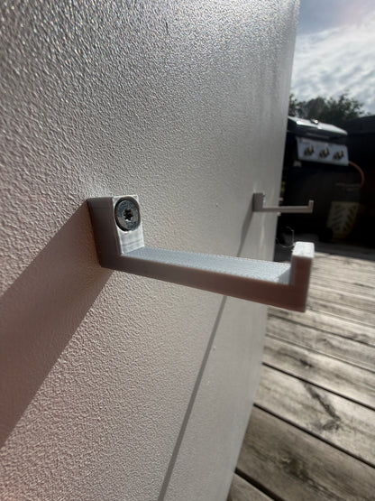wall mounting clips
