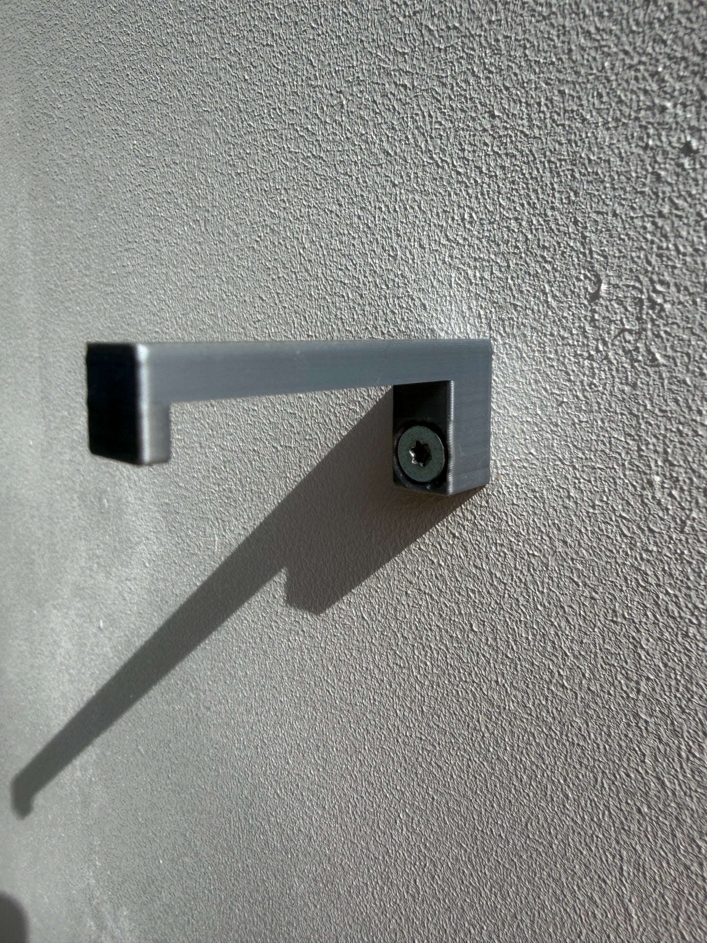 wall mounting clips